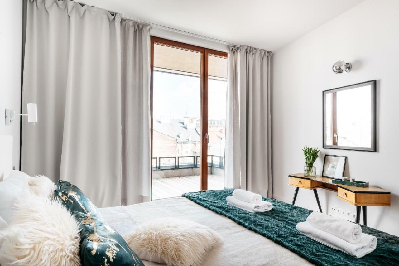 Апартаменты Penthouse Uptown - Loftaffair Краков Экстерьер фото